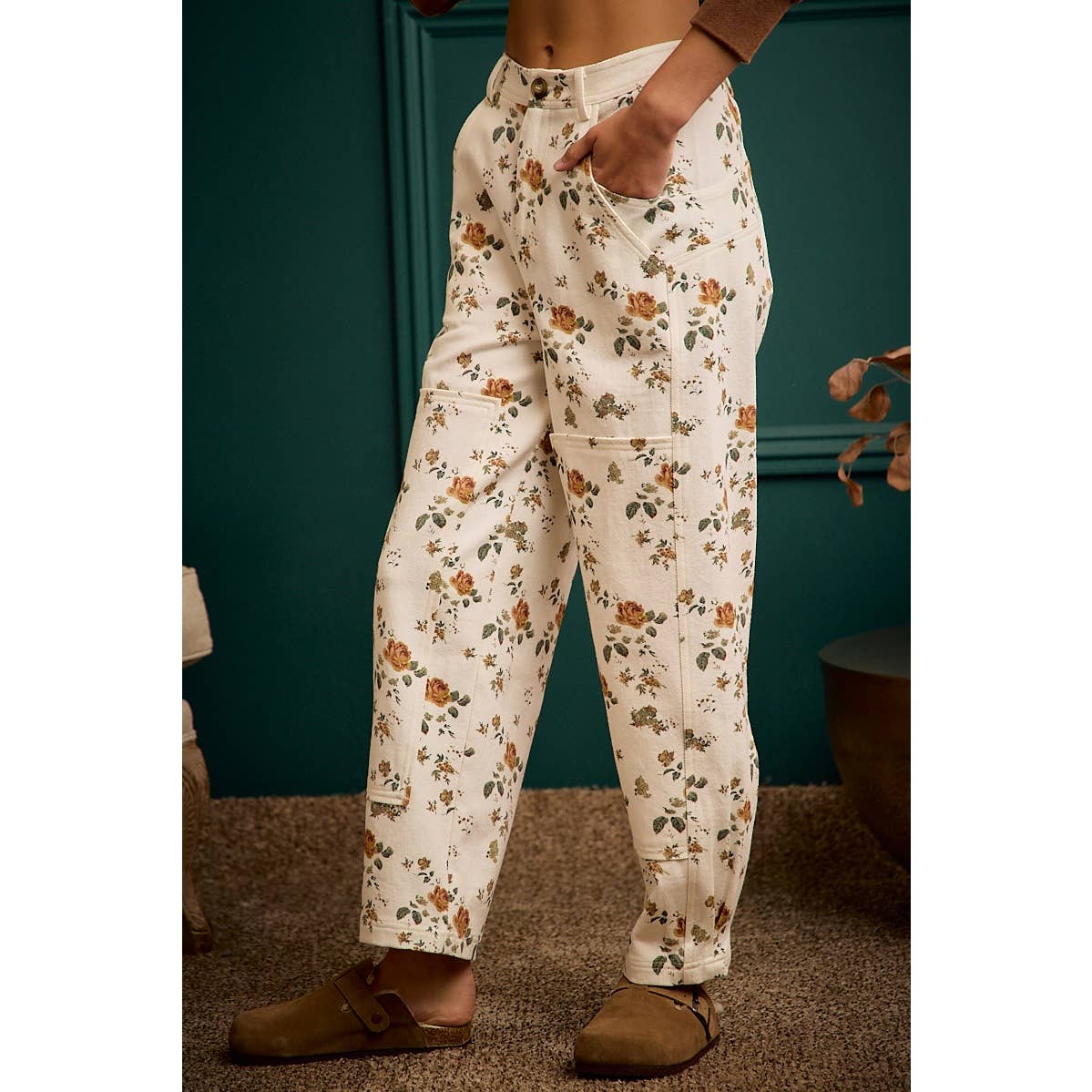 Floral Print Mid Rise Wide Pants