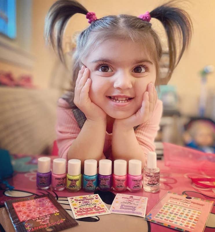 Piggy Paint Sweetie Non-Toxic Nail Art