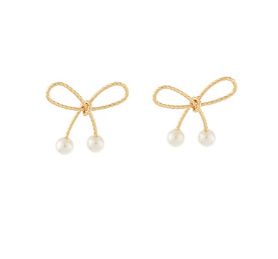 Bow & Pearl Edge Earrings