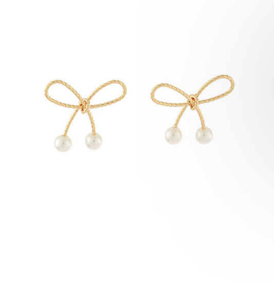 Bow & Pearl Studs