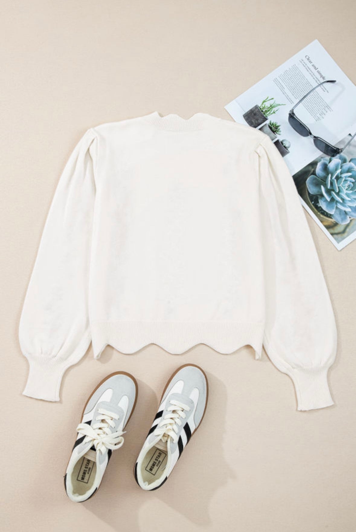 Floral Embroidered Scallop Hem Cropped Sweater